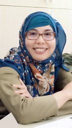 Rina Aprishanty