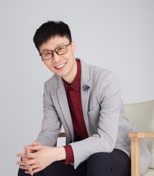 Zhi-Han Zhu
