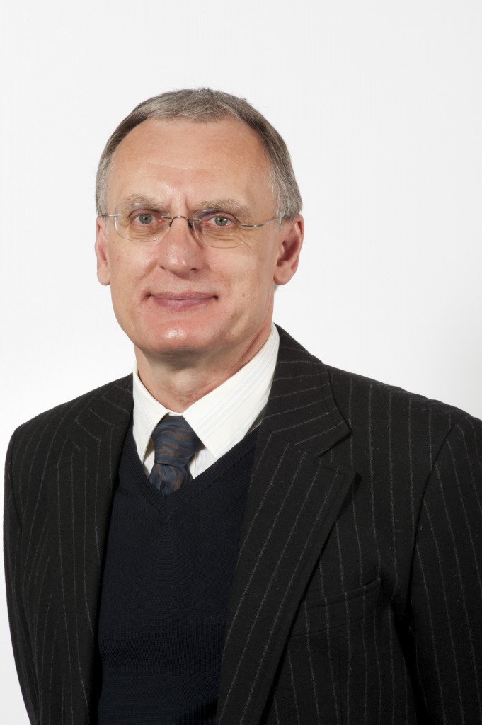 Alexander Vladimir Sergienko