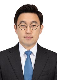 Min-Chul Lee