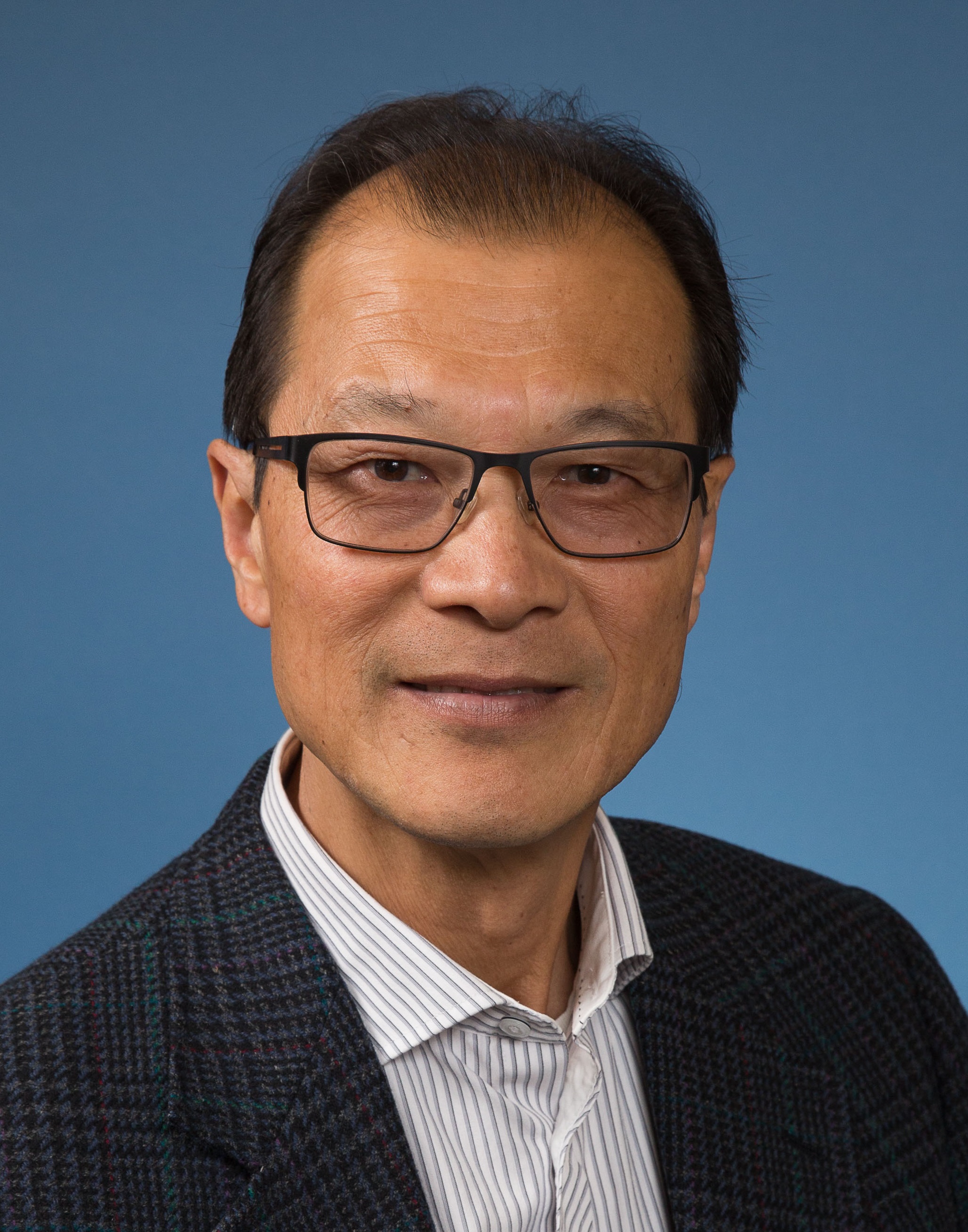 Ya-Hong Xie