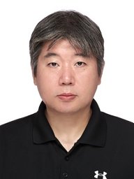 Young Jin Lee