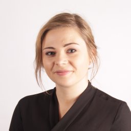 Roisin M Lyons