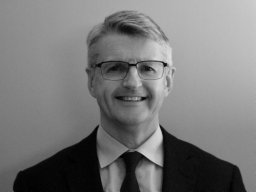 Iain MacNeil