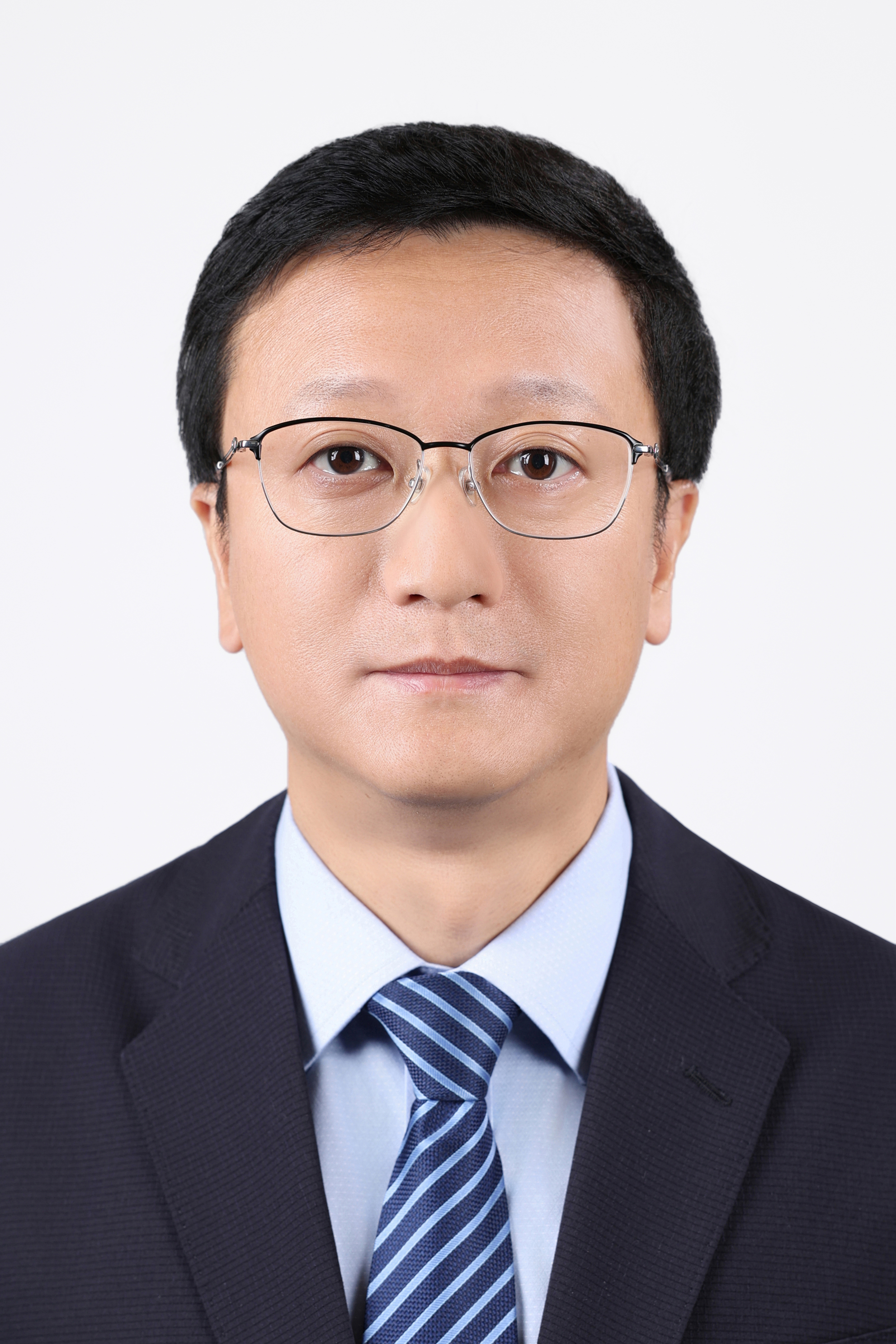 Xin Zhou