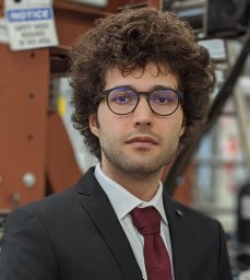 Ahmad Rahmzadeh