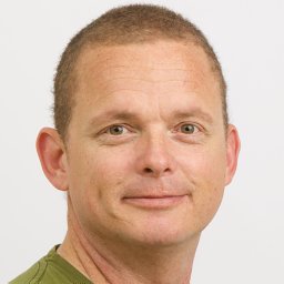 Dennis Stuart R