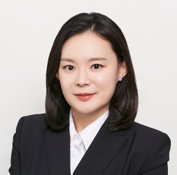 Nah Youn Lee