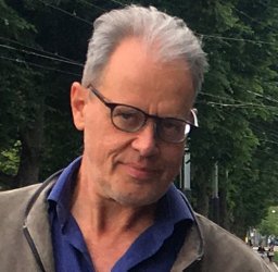 Joost C M Holthuis