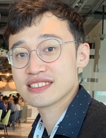 Zhengqi Li