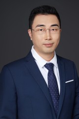 Hualong Yu