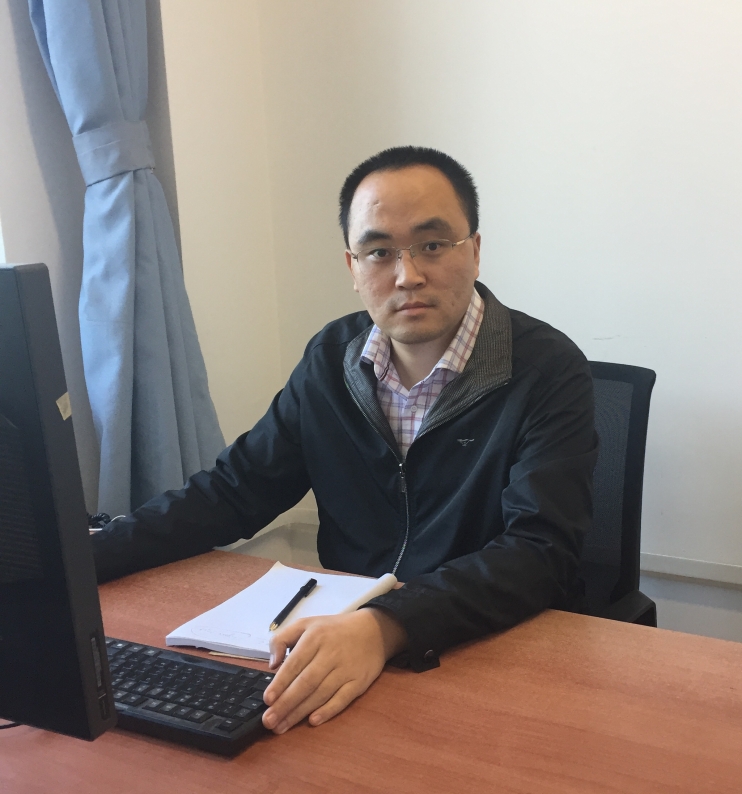 Jianzhong Xu
