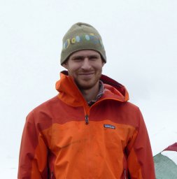 Nicolás E. Young