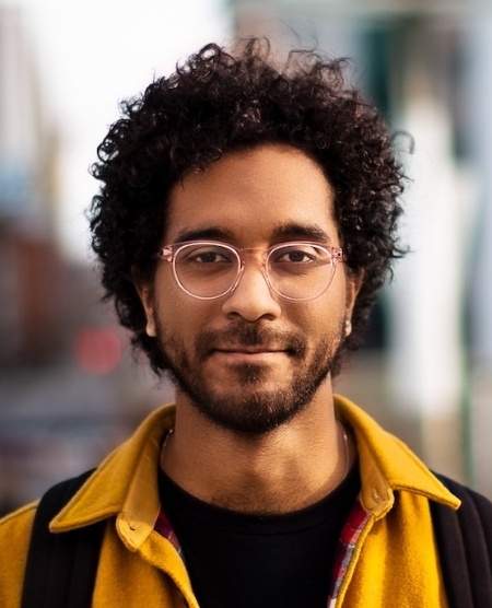 Mark J Díaz