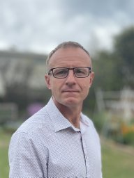 Alastair J. Hick