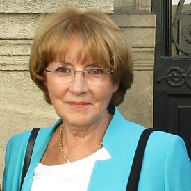 Anny Cazenave