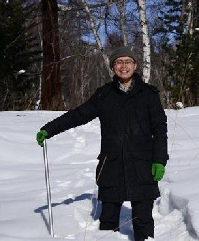 Xiaozhong Huang