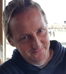 Lars Riecke