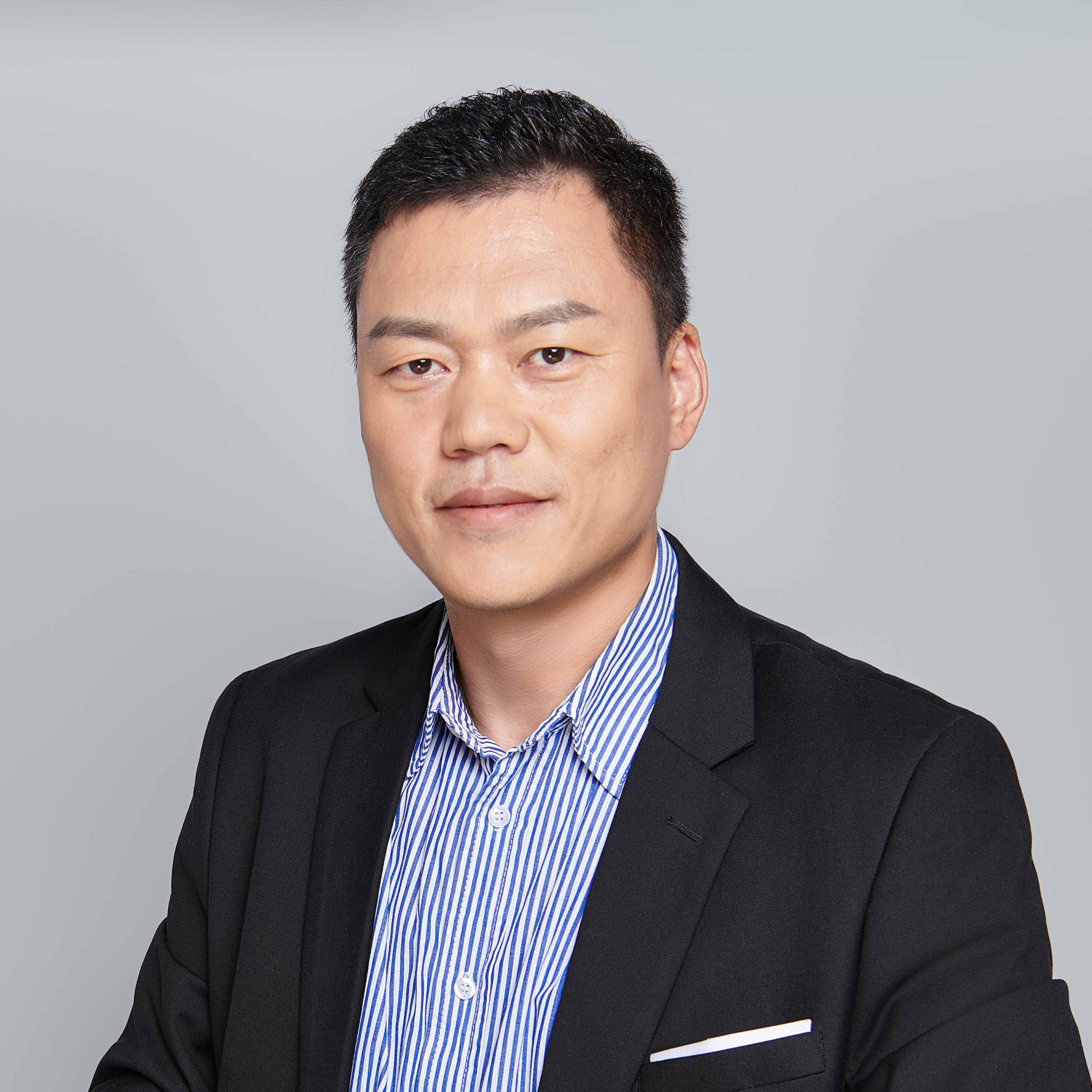 Zhihong Li