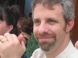 Alejandro D Roth