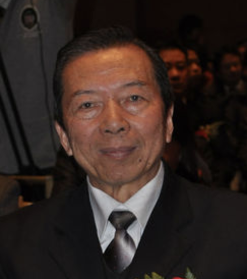 Jianguo Lu