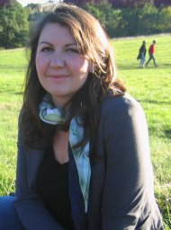 Lois Lee