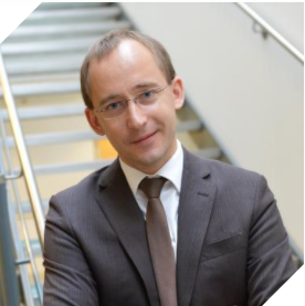 Tobias Preis