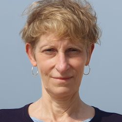 Alexandra Dehnhardt