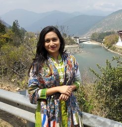 Farzana Yasmin .