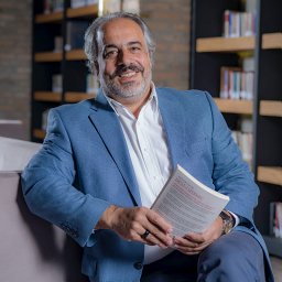 Medaim Yanik