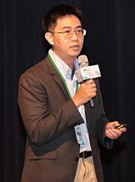 Juan-Cheng Yang