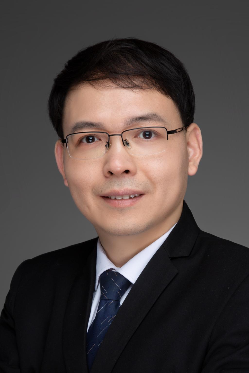 Yong Li