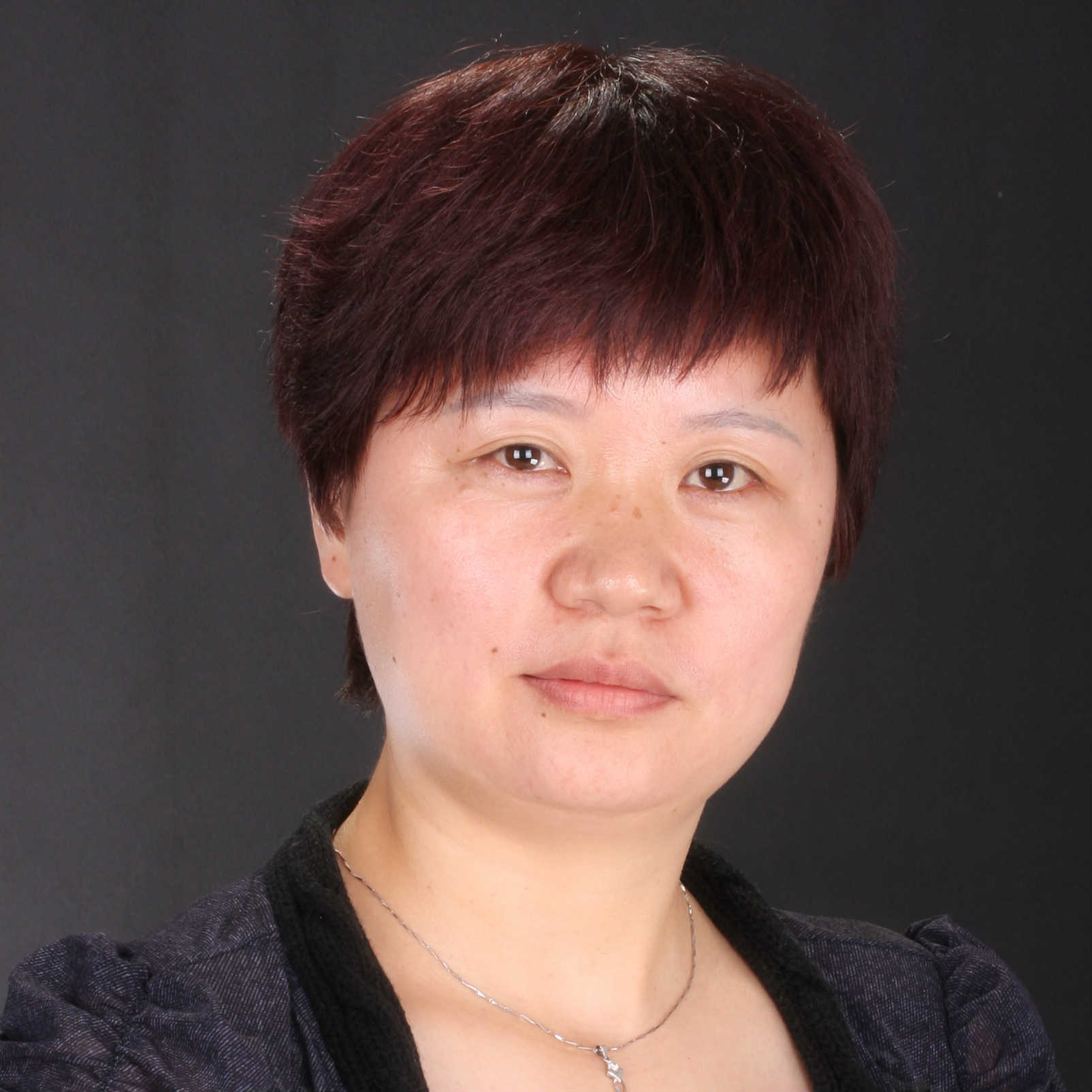 Hongxia Xie