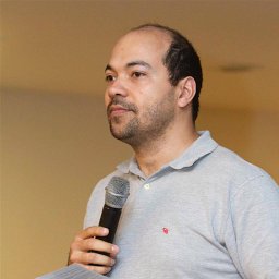 Jauvane C. de Oliveira