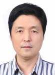 Yiqiang Qin