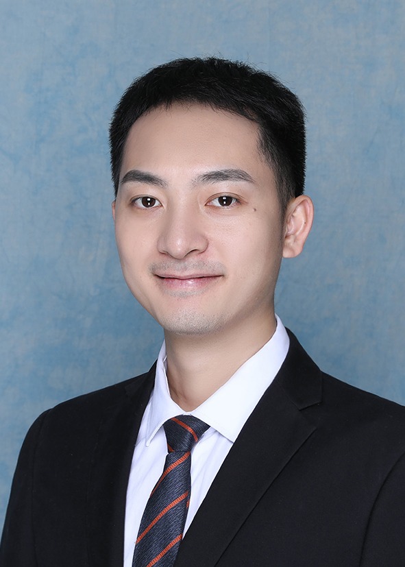 Zipeng Liu