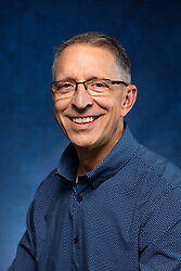 Steven J Petruzzello