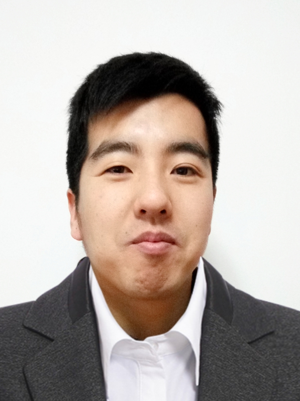 Zhaoguo Li
