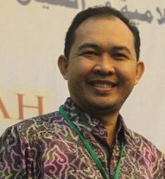 Ismail Suardi Wekke