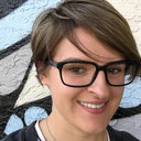 Julia W Van de Vondervoort