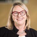 Wendy L Hobson