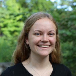 Laura C Naslund