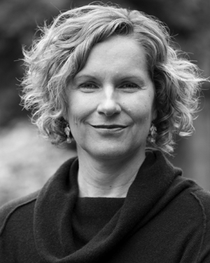 Alison Mohr