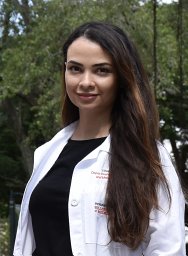 Elnaz Zeynaloo