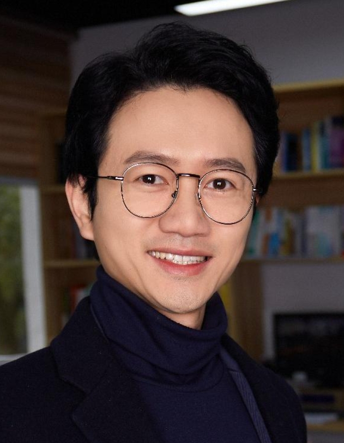 Junjun Cheng