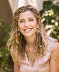Agostina M. Fava