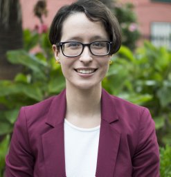 Esther Herrera-Luis