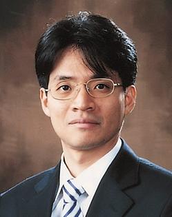 Tae Wook Kim
