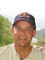 Stephen Lynch