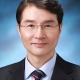 Yong-Hoon Cho